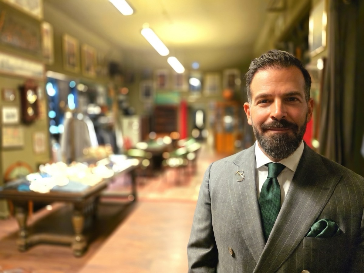 Arman Kasbar im Bespoke Tailoring Atelier Mannheim